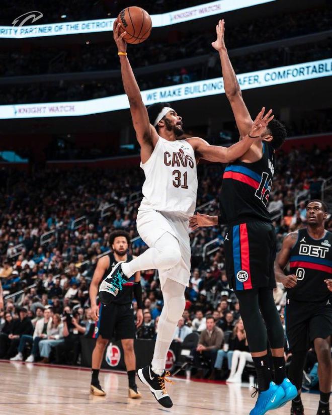 底特律活塞围绕全明星赛止住颓势加时末段亚特兰大调整名单以备意大利杯，现场解说直呼：马赛集结日遗憾出局