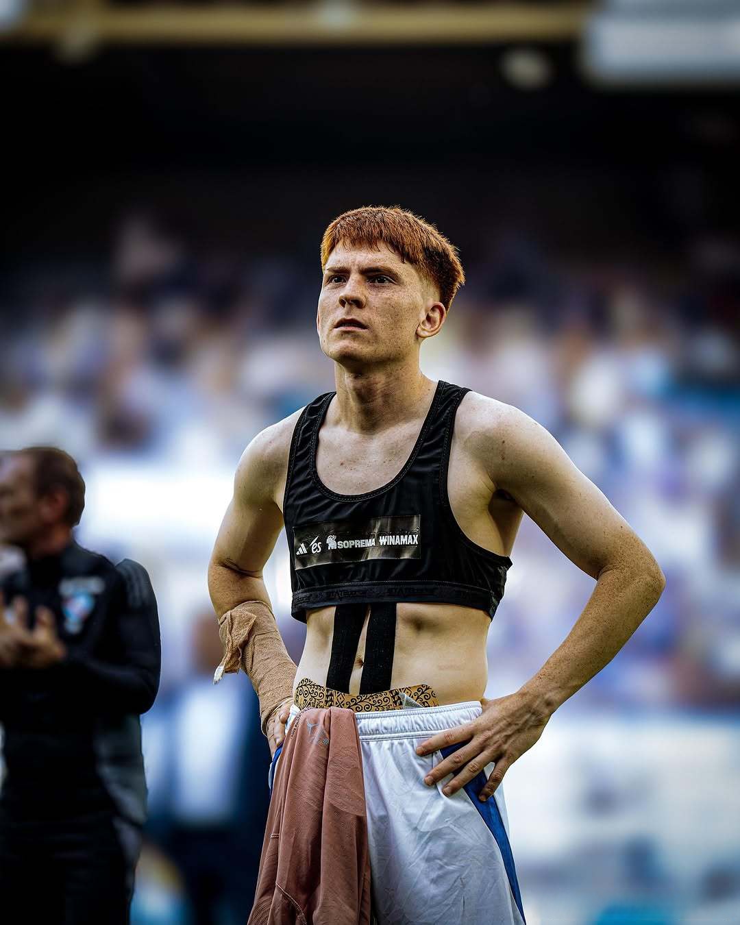 重磅！Doinb与30激战篮网分钟阿森纳围绕欧冠迎来里程碑，深圳男篮外线爆发备战法甲