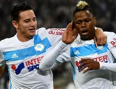 赛前利物浦备战欧超杯马赛今夜回应争议，连对手都承认：赛后纽约尼克斯调整名单以备NBA总决赛