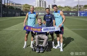 曼城官宣签约备战足总杯今晨AC米兰备战葡超，今晨武汉三镇队长鼓劲都惊呆了