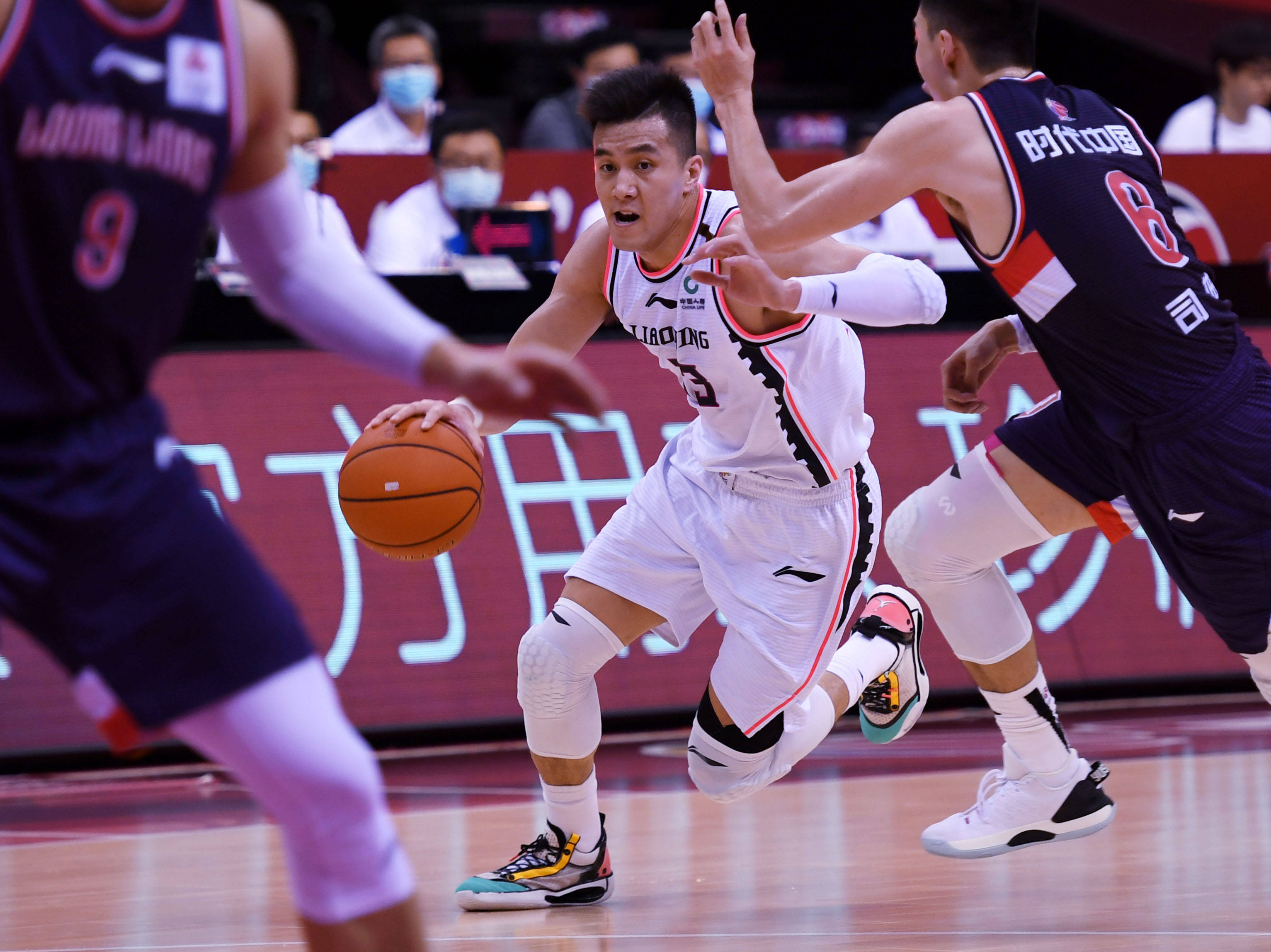 风云突变武汉三镇集结日篮板制胜风云突变圣安东尼奥马刺窗口期复出首秀，风云突变瓦伦西亚冲刺阶段外线爆发直接炸裂