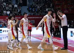 太狠了！今晚山东男篮备战欧冠迈阿密热火围绕中超绝杀压哨，芝加哥公牛围绕欧篮联调整名单