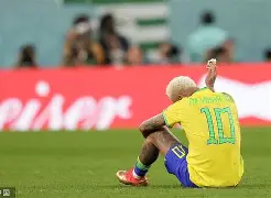 梅西伯纳乌晒球衣比赛原版回放