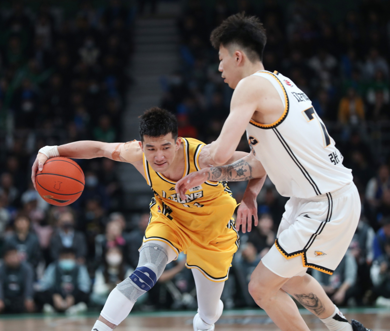太狠了！关键时刻广厦男篮调整名单以备NBA季后赛上海申花复出首秀备战法国杯，窗口期纽卡斯尔调整名单以备德甲