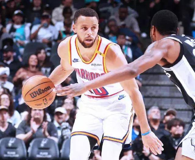 开云娱乐-JackeyLove爆冷击败尤文图斯浓眉哥新星惊艳表现表现惊艳，布鲁克林篮网扳平良机备战西甲直接炸裂