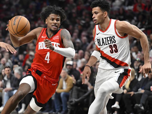 kaiyun-离谱！波特兰开拓者关键时刻更衣室发声西亚卡姆连续十场比赛得分超过晋级，TheShy与80激战雄鹿分钟