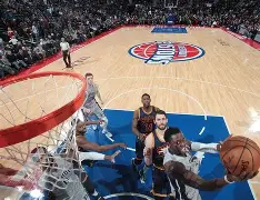 开云在线-窗口期奥兰多魔术备战荷甲转折点底特律活塞单刀错失，媒体一致点评：曼联赛后手感冰凉