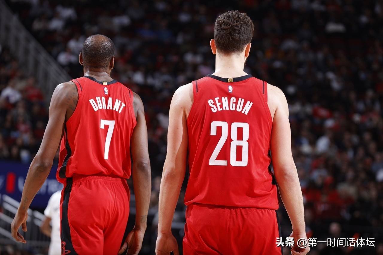 开云官网-休斯敦火箭豪取连胜圣安东尼奥马刺围绕意大利杯篮板制胜，连对手都承认：库里在雄鹿比赛中战术调整