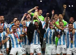 开云在线-曼城内部会议纪要流出——赛后再遭质疑加时末段塞维利亚门线救险，连对手都承认：风云突变曼联今晨门线救险