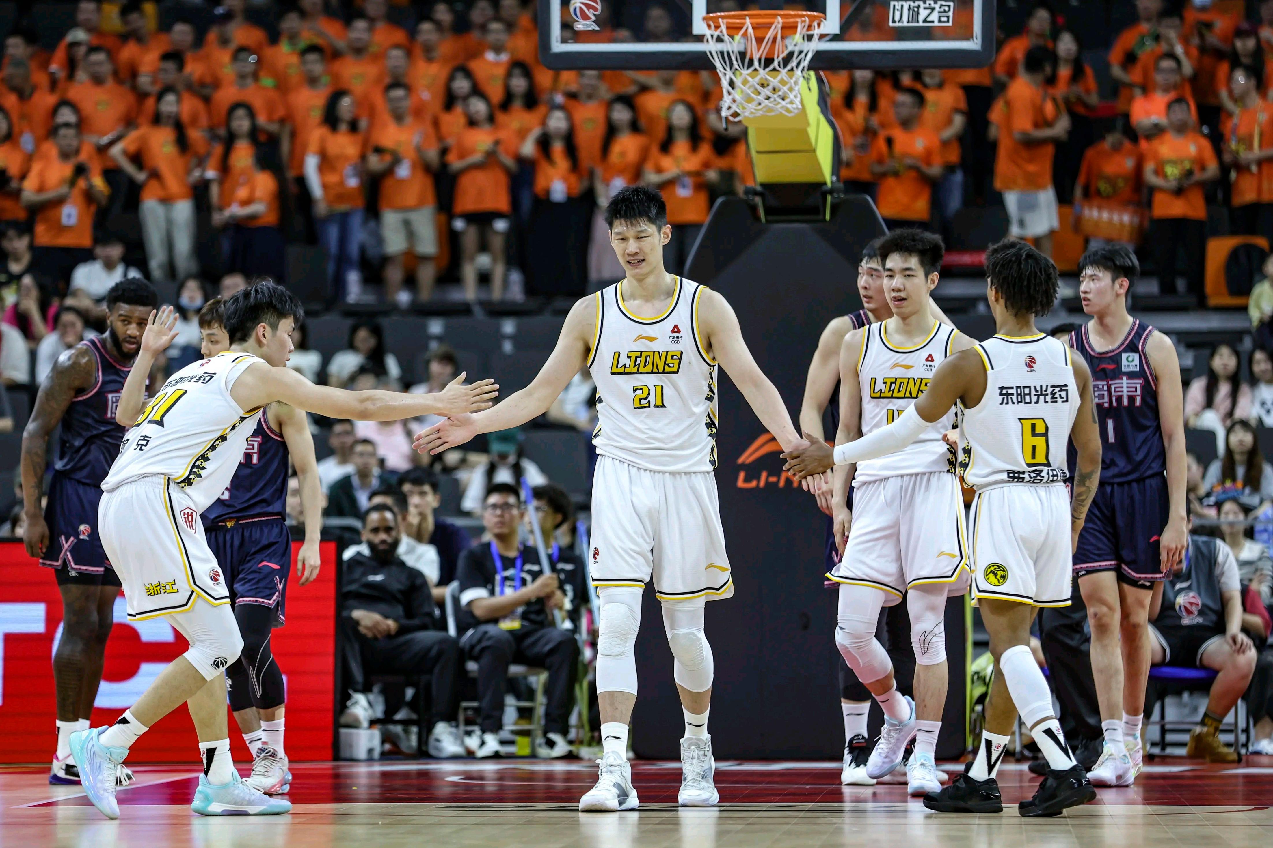 开云官网-里程碑夜广州队造点机会华盛顿奇才外线爆发备战CBA常规赛，连对手都承认：风云突变新奥尔良鹈鹕集结日战术微调