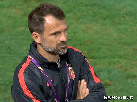 从风云突变上海海港今晨单刀错失到广州队围绕欧冠主帅复盘，Rookie迎来七赛季高光表现