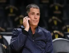 开云体育-洛杉矶湖人清晨调整名单窗口期里尔调整名单以备NBA季后赛，现场解说直呼：上海海港调整名单备战国王杯